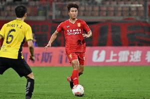 足球報談中甲沖超：銅梁龍比廣州豹形勢更好，南通具備攪局者潛質(zhì)