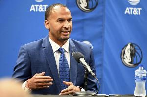 諾維茨基：獨行俠休賽期未能補強組織短板 健康對他們至關(guān)重要