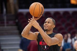 力戰(zhàn)舊主！奧科羅7中5高效貢獻(xiàn)19分4板3助 三分4中3