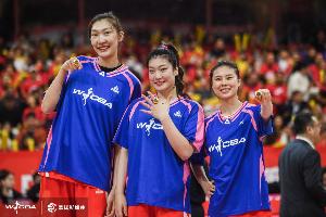 體壇周報(bào)：起底全運(yùn)會(huì)“98分慘案”！四川女籃武裝到牙齒爭(zhēng)冠