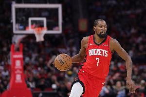 張佳瑋：雄鹿最后時刻讓KD拉開單挑真實誠 烏度卡對付老李挺合適