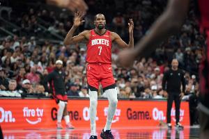 杜蘭特主談進(jìn)攻：不能只靠我和申京 隊友們越多參與進(jìn)來越好