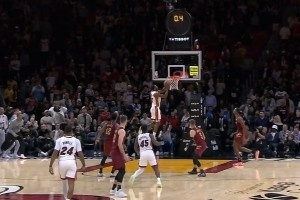 神奇之夜！一夜兩個壓哨絕殺+絕平 維金斯0.4秒空接上演壓軸好戲