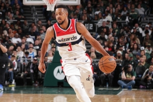 還有油！麥科勒姆第二節(jié)僅得4分 但無礙連續(xù)第三場上半場砍下20分