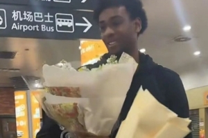 媒體人：山西外援格雷格·布朗因狀態(tài)不佳 未達(dá)到球隊要求 已離隊