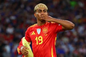 馬卡回顧亞馬爾傷病引發(fā)的沖突：巴薩與西足協(xié)長(zhǎng)達(dá)三個(gè)月關(guān)系緊張