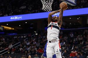 戰(zhàn)舊主！惠特摩爾反擊快下雙手暴扣