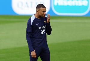 姆巴佩達(dá)成400球里程碑，繼亨利、本澤馬之后法國(guó)球員第三人