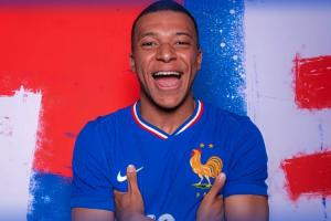 高盧雄雞昂首晉級！法國提前一輪直通2026世界杯 連續(xù)8屆進世界杯