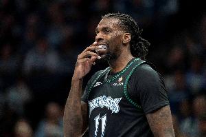 攻得帥防得更帥！威少單手瀟灑直傳小薩 里德頂防單手大帽拒絕