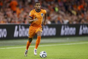 前國腳：踢非頂級(jí)球隊(duì)時(shí)荷蘭隊(duì)總懈怠，沒有創(chuàng)造力還放任對手跑動(dòng)