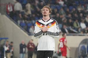 球迷熱議沃爾特馬德：克洛澤之后最佳9號 這就是伊薩克的替代者？