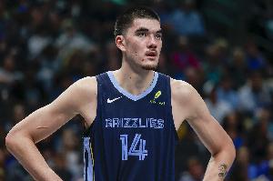 歡迎回來！莫蘭特借掩護(hù)助飛埃迪空接重扣 后者賽季首秀拿首分