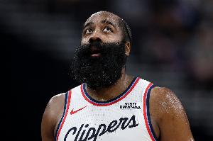 各讓一個主將！ESPN預(yù)測明晨船綠勝率：快船僅27.6% 綠軍達72.4%