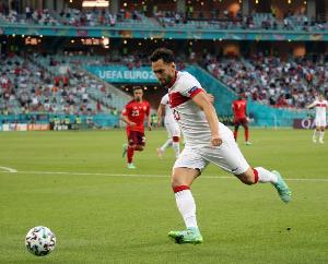 恰爾汗奧盧：這是一場重要的勝利，要避免附加賽累積黃牌停賽風險