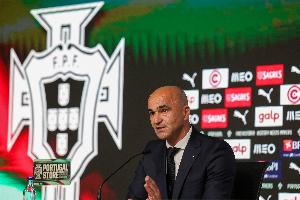 葡萄牙主帥：有C羅、門德斯和內(nèi)托會更好，我們無需計算器去算分