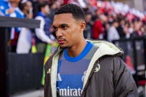 TA：阿諾德前往迪拜進行溫暖氣候訓練，呂迪格、瓊阿或缺陣埃爾切