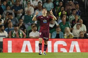 阿斯報：為應(yīng)對帕斯可能離隊，科莫有意巴拉多利德21歲小將楚基