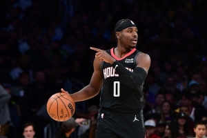 媒體人：火箭替補(bǔ)席確實(shí)沒(méi)幾個(gè)正常人了 得虧末節(jié)有霍勒迪和申京