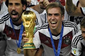 拉姆：諾伊爾仍然是非常出色的門將，他需要決定是否愿意回國(guó)家隊(duì)