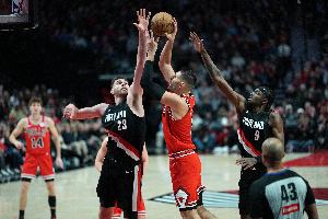 跌宕起伏！開拓者末節(jié)39-24一度逆轉(zhuǎn)21分 武切維奇三分絕殺