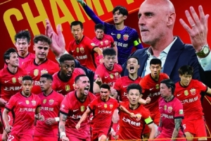 中超官方發(fā)布海港奪冠海報：團結(jié)一心淬煉成金，三連奪冠鑄就傳奇