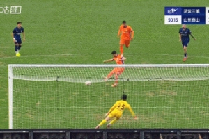 26球追平法比奧！瓦科點(diǎn)射破門，賽季第3次罰點(diǎn)終于命中！