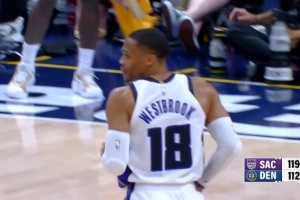 針鋒相對！威少底角三分轟進 約基奇弧頂三分迅速回應