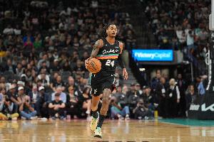 手涼！瓦塞爾半場(chǎng)6投僅1中拿到2分 三分3中0