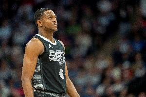 馬刺今日僅17助攻 連續(xù)20+助攻場次的歷史最長紀錄定格在237場