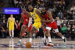 開(kāi)季至今季后賽概率變化:湖人67→93% 快船84→38% 獨(dú)行俠61→10%