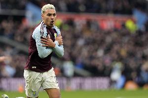 維拉中場羅杰斯：任意球破門？我當時想試試，因為我有這技術