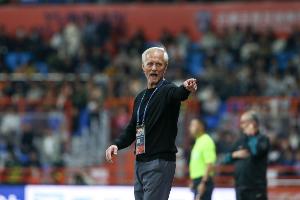 玉昆副總告別約恩·安德森：講不出再見，感謝您對玉昆的全情付出