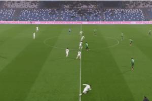 史上最快送點(diǎn)？??薩索洛后衛(wèi)開場(chǎng)5秒送點(diǎn)，轉(zhuǎn)播才剛顯示時(shí)間