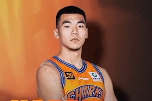 年輕就有無限可能！祝上海男籃小將劉梓鵬21歲生日快樂????