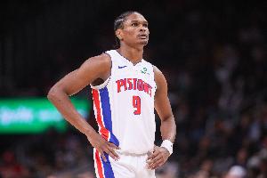 奧薩爾談其“歡迎來到NBA”時(shí)刻：哈利伯頓收割我腳踝 并命中三分