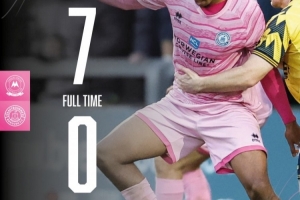 真退錢了！球迷遠征900公里目睹球隊0-7慘敗，球員自掏腰包補償