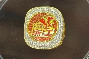 廣廈是冠軍！來(lái)看浙江廣廈的總冠軍戒指