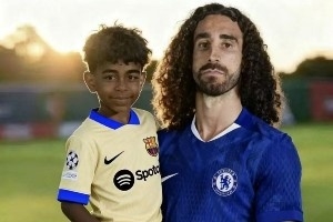 今日趣圖：撫養(yǎng)權(quán)爭奪戰(zhàn)空前激烈，好幾個人都自稱是“亞馬爹”