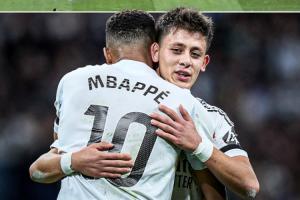 給這組合起個(gè)名？居萊爾本賽季俱樂部已7助，全部連線姆巴佩