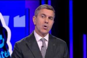 科斯塔庫塔：巴雷拉站位有問題，隊(duì)友也沒有提醒他防吉梅內(nèi)斯