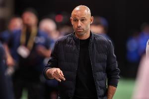 馬斯切拉諾：考慮到蘇牙的關(guān)注度和生涯成就，做出替補決定很艱難