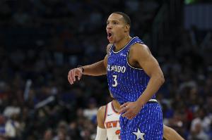 僅用了三節(jié)！貝恩單場得分30+ 魔術(shù)生涯首次