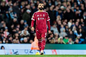 終于變陣，斯洛特執(zhí)教利物浦后首次在英超沒有安排薩拉赫首發(fā)