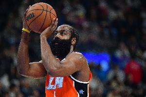 快船4連敗期間：哈登場均25+6+9 但命中率只有35+23