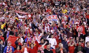 德媒：德國球迷組織發(fā)出警告，若加強(qiáng)球場(chǎng)安全措施將引發(fā)更多抗議