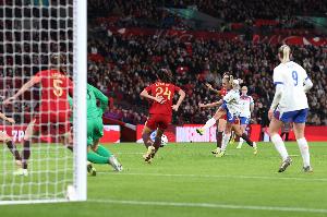 北青：友誼賽踢成“友盡賽”，中國女足與世界強隊差距越拉越大