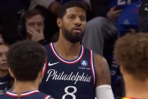 說你什么好！老鷹三分不中&隊友籃板卡好位 喬治收板黃油手出界