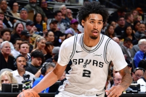 12中8得到17分1斷！馬刺主帥：哈珀打得有侵略性 沖籃方面做得好