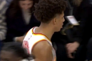 新鷹王！杰倫·約翰遜大空位三分再進(jìn) 砍下生涯新高的41分！